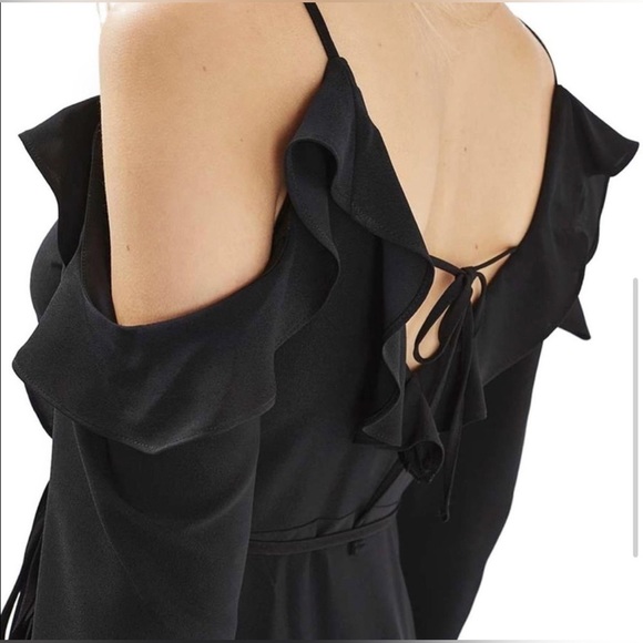 Top SHOP black cold shoulder ruffled midi dress - Picture 3 of 5